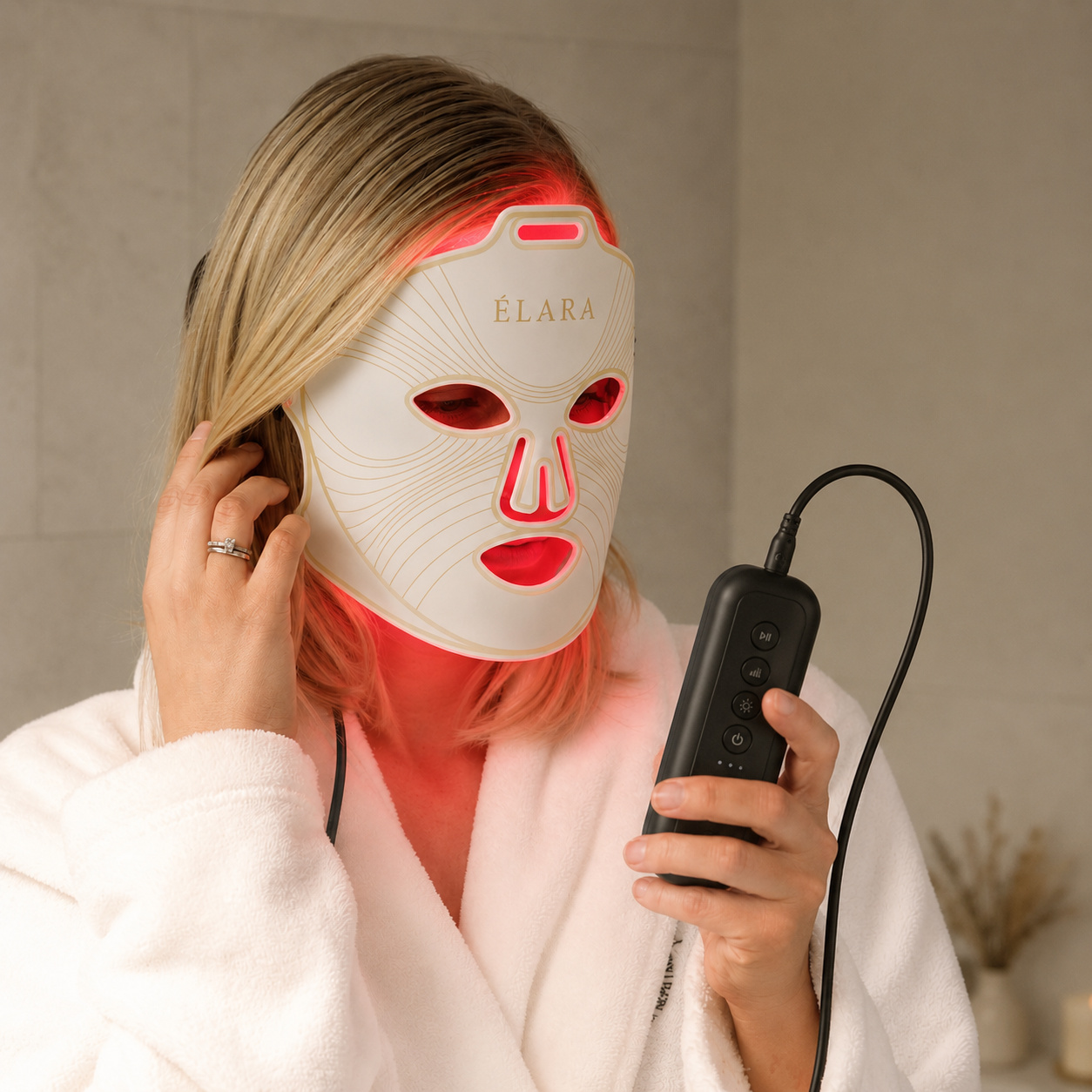 Élara LED Light Therapy Mask